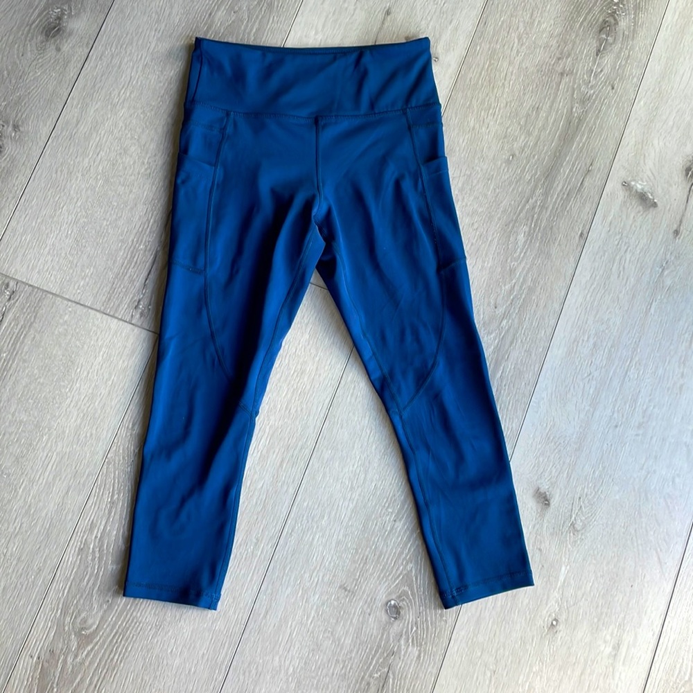 Zyia active leggings with pockets
